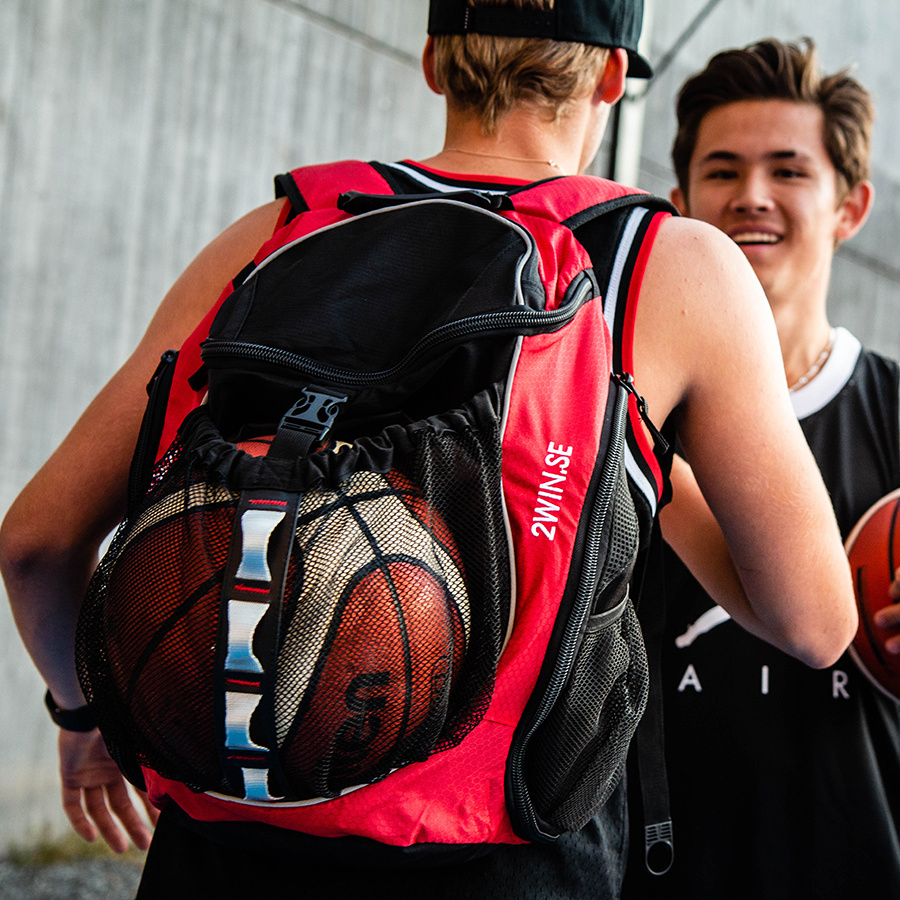 Ballzak III Reppu Punainen