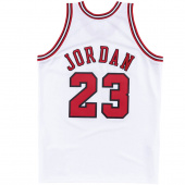 Bulls-Jordan Authentic Swingman 97-98 Pelipaita