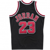 Bulls-Jordan Authentic Swingman 97-98 Pelipaita Bulls-Jordan Authentic Swingman 97-98 Pelipaita