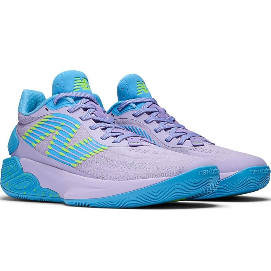 Two WXY V5 Koripallokeng�t