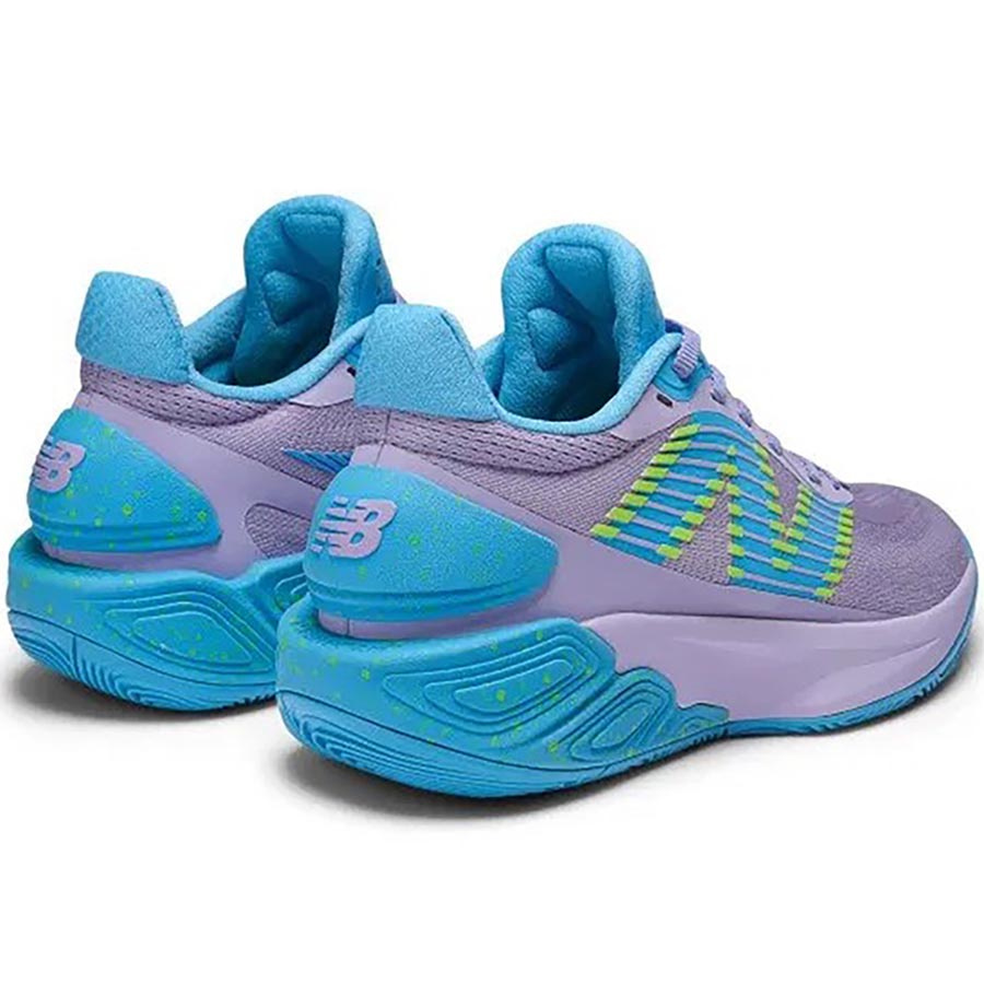 Two WXY V5 Koripallokeng�t