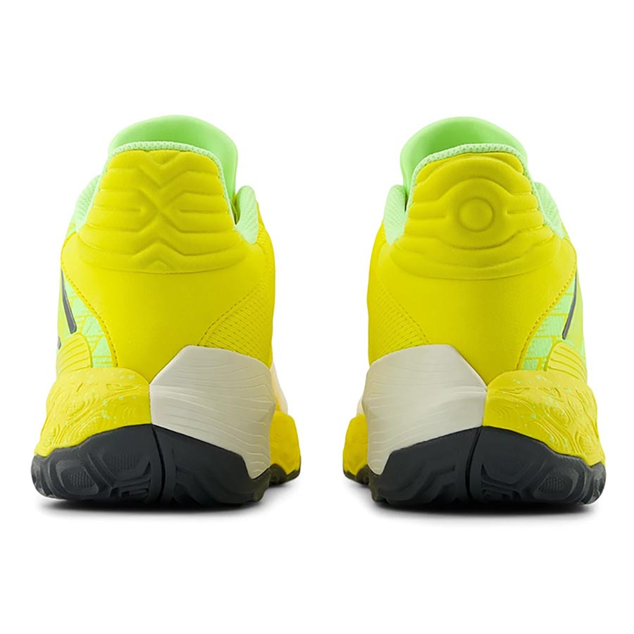 Two WXY V4 Koripallokeng�t