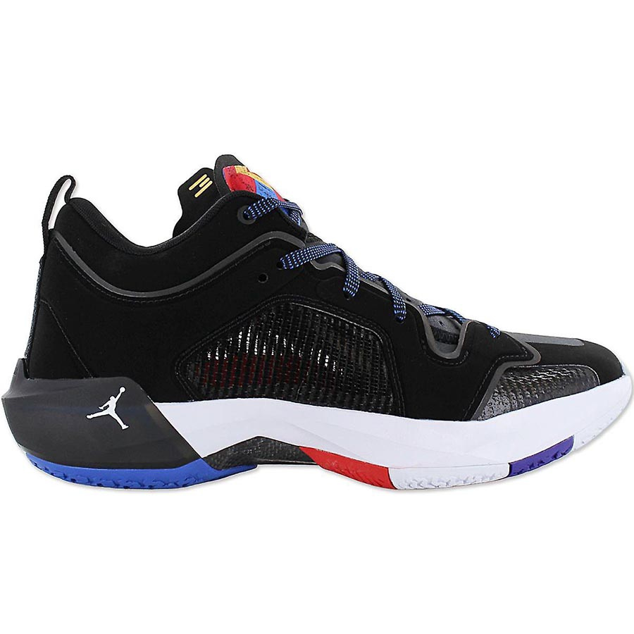 Air Jordan XXXVII Low Koripallokeng�t