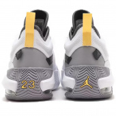 Jordan Stay Loyal 2 Jordan Stay Loyal 2