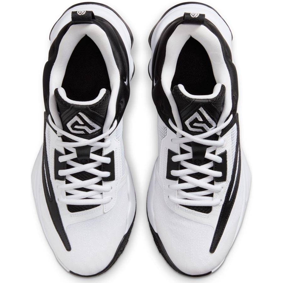 Giannis Immortality 3 Koripallokeng�t