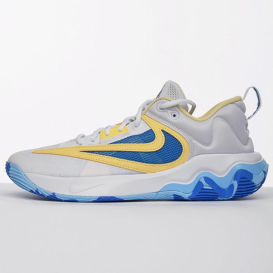 Giannis Immortality 3 Koripallokeng�t