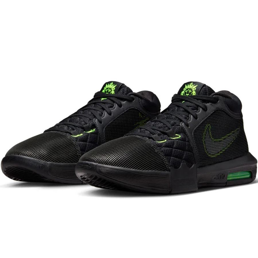 LeBron Witness 8 Koripallokeng�t