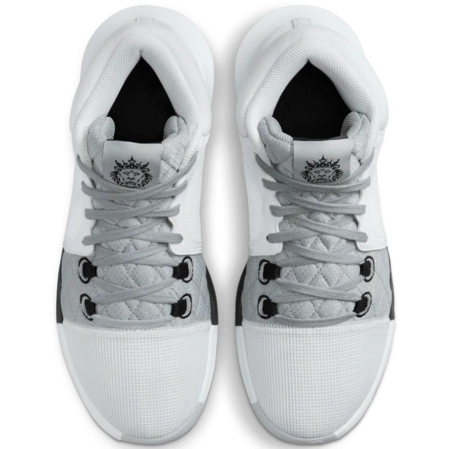 LeBron Witness 8 Koripallokeng�t