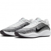 Nike G.T. Hustle Academy Koripallokengät Nike G.T. Hustle Academy Koripallokengät