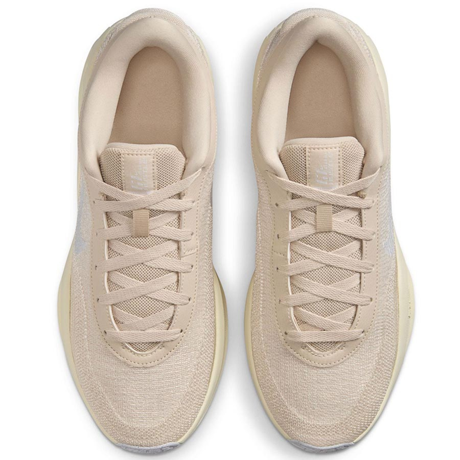 Nike G.T. Hustle Academy Koripallokeng�t