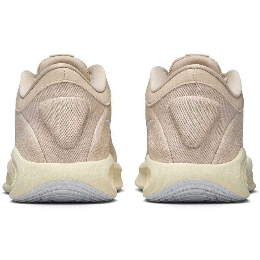 Nike G.T. Hustle Academy Koripallokeng�t