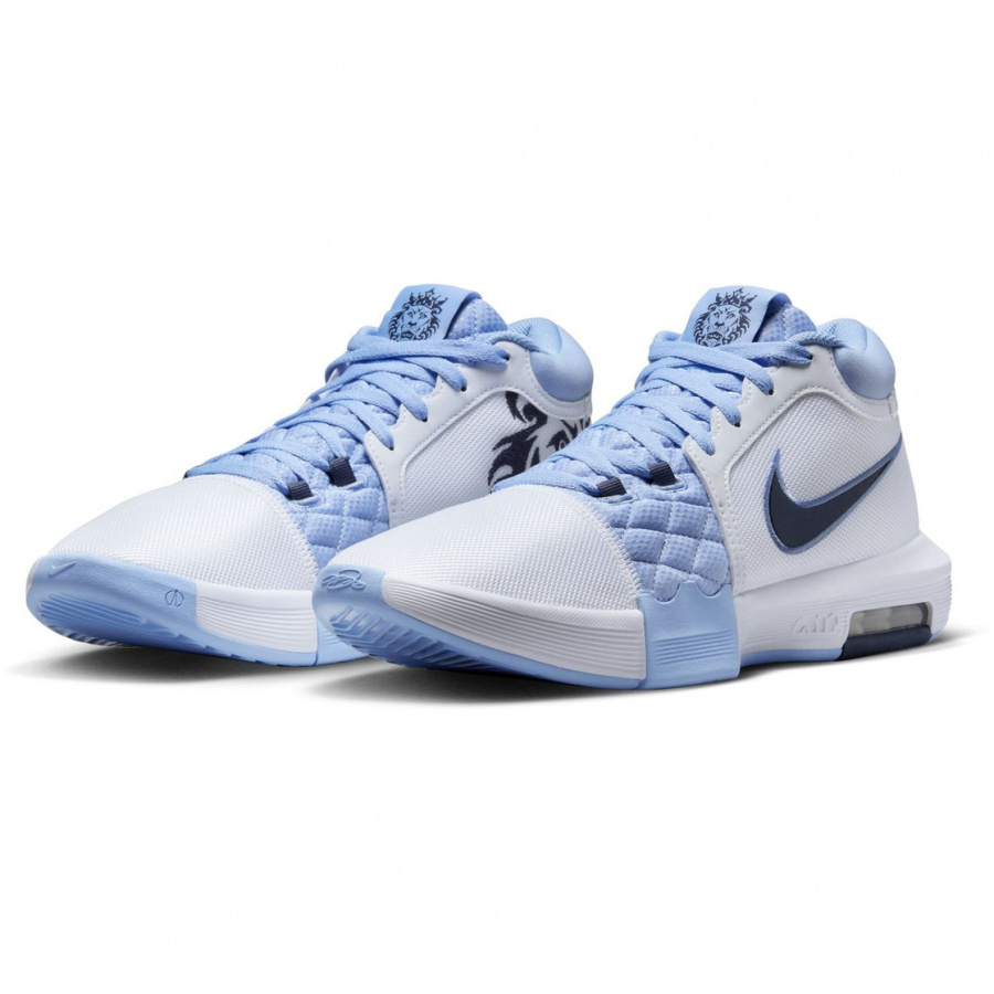 LeBron Witness 8 Koripallokeng�t